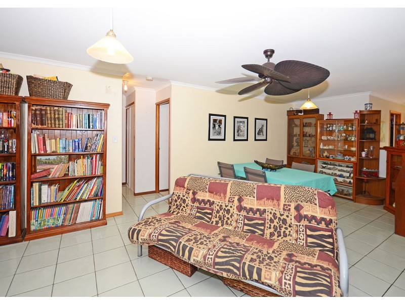 37 Thornbill Drive, Eli Waters QLD 4655