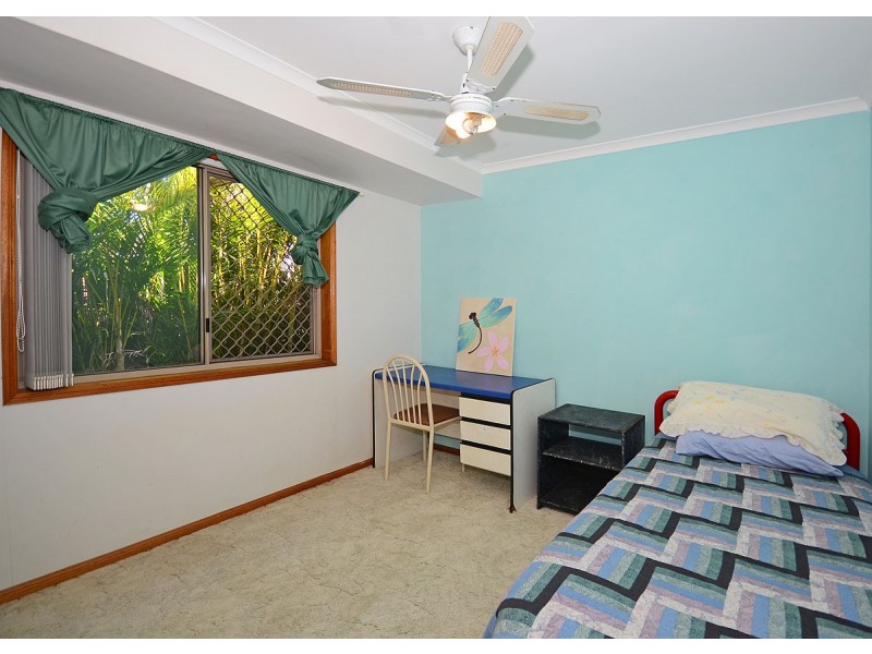 37 Thornbill Drive, Eli Waters QLD 4655