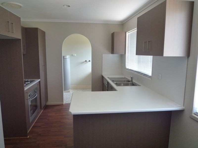 11 Honiton Street, Torquay QLD 4655