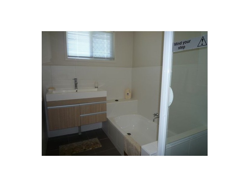 11 Honiton Street, Torquay QLD 4655