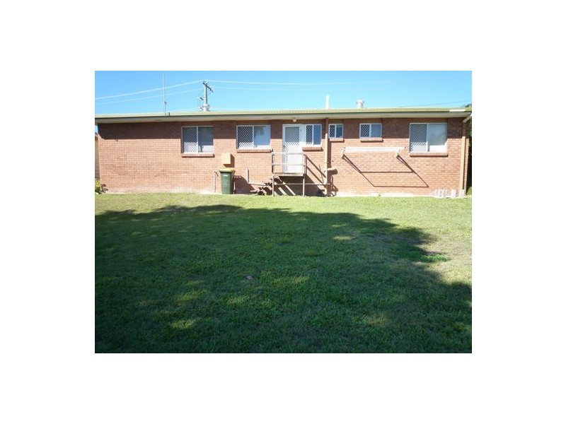 11 Honiton Street, Torquay QLD 4655