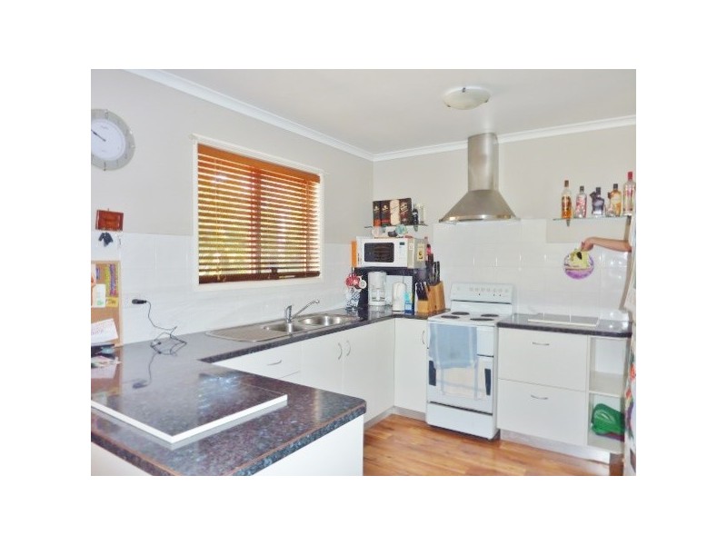 159 Long Street, Point Vernon QLD 4655