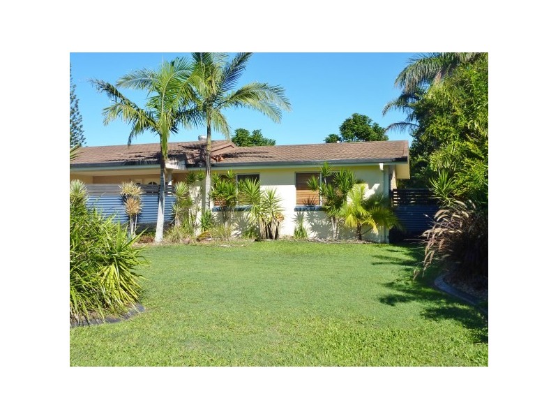 159 Long Street, Point Vernon QLD 4655