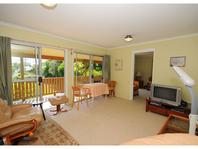 93 Long Street, Point Vernon QLD 4655