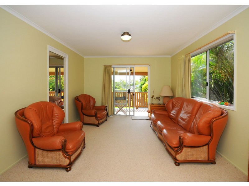 93 Long Street, Point Vernon QLD 4655