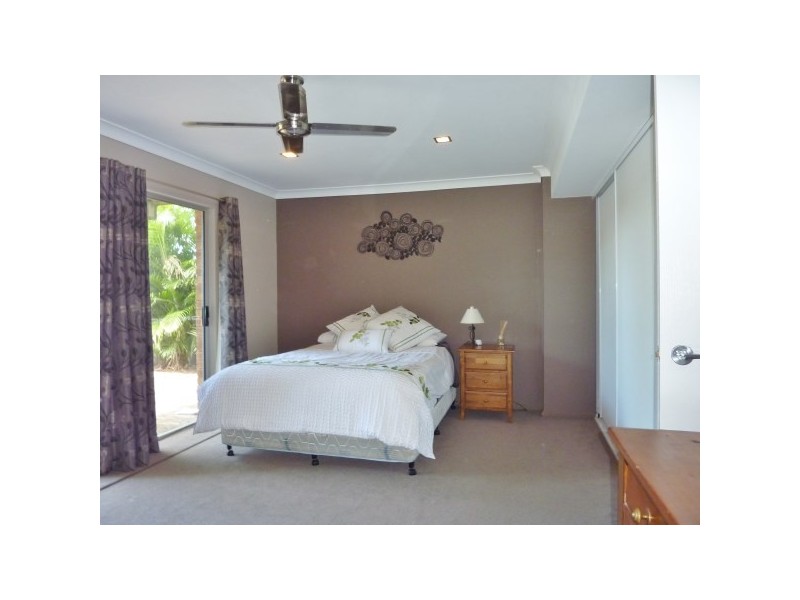 93 Long Street, Point Vernon QLD 4655