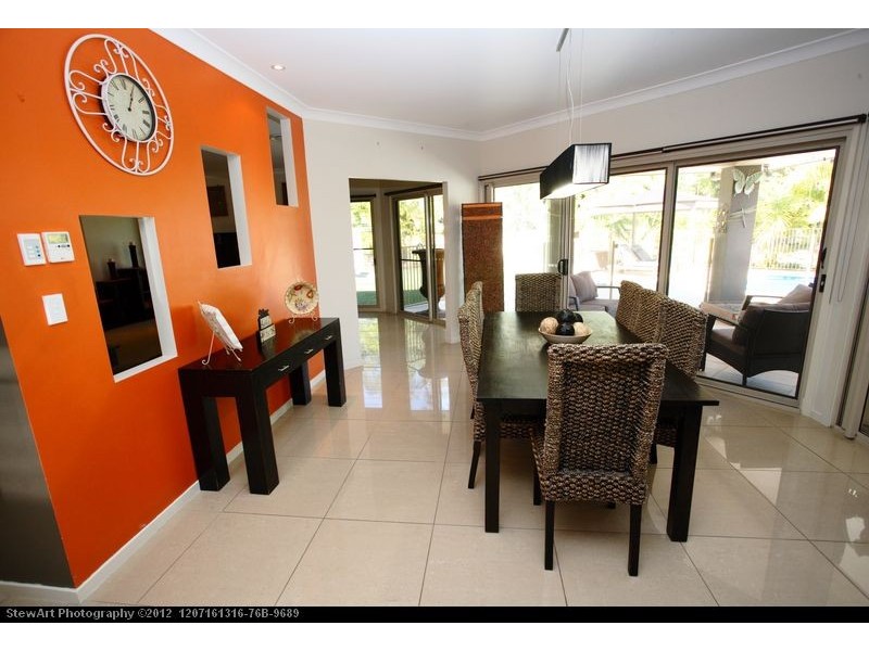 5 Mexican Court, Urangan QLD 4655
