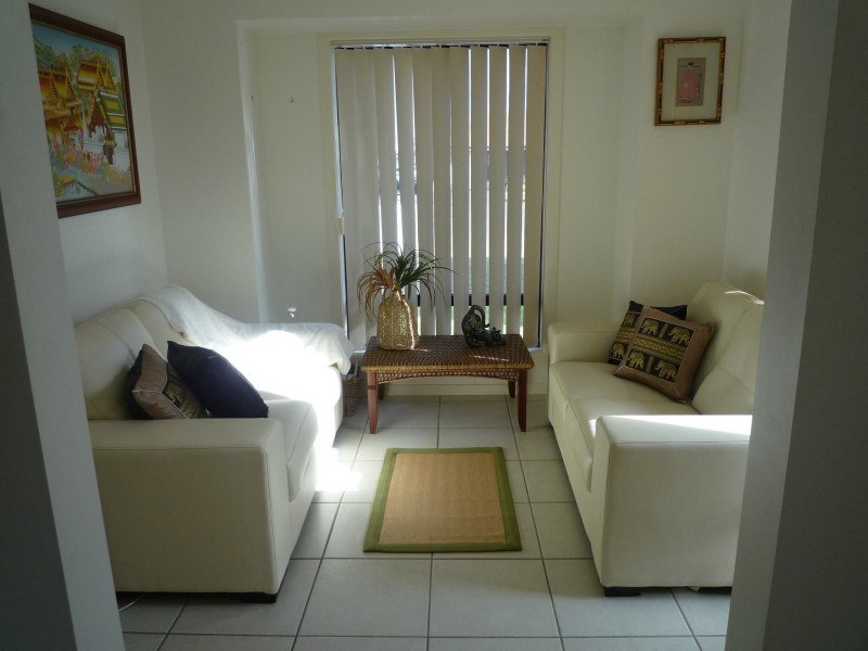 3 Kestrel Court, Eli Waters QLD 4655