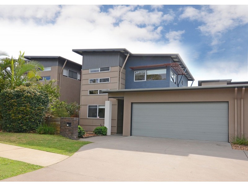 13, 136 Pulgul Street, Urangan QLD 4655