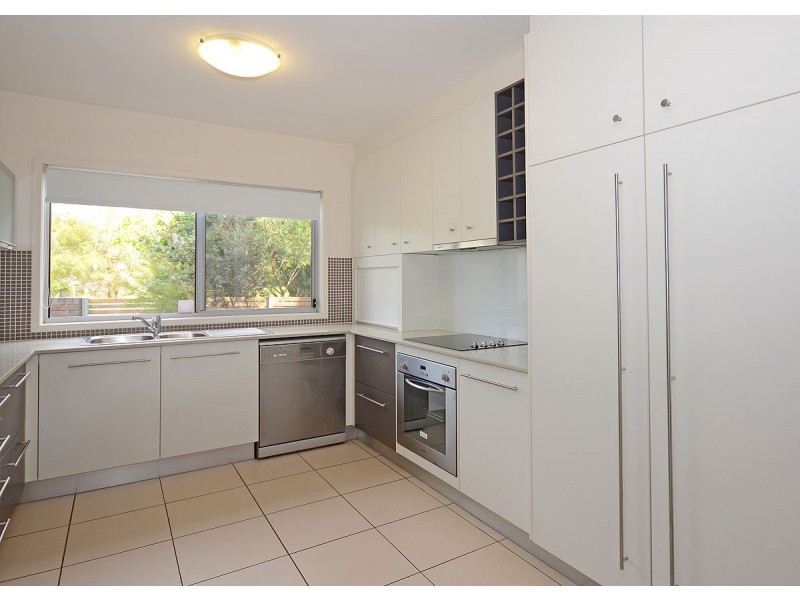 13, 136 Pulgul Street, Urangan QLD 4655