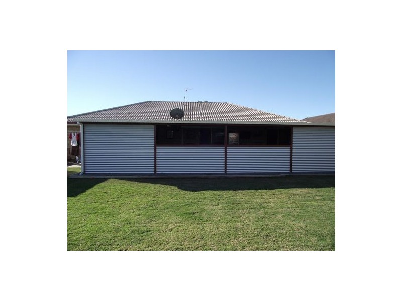 28 Gunsynd Way, Point Vernon QLD 4655