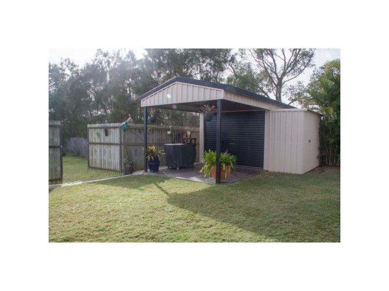 2 Picadilly Circuit, Urraween QLD 4655