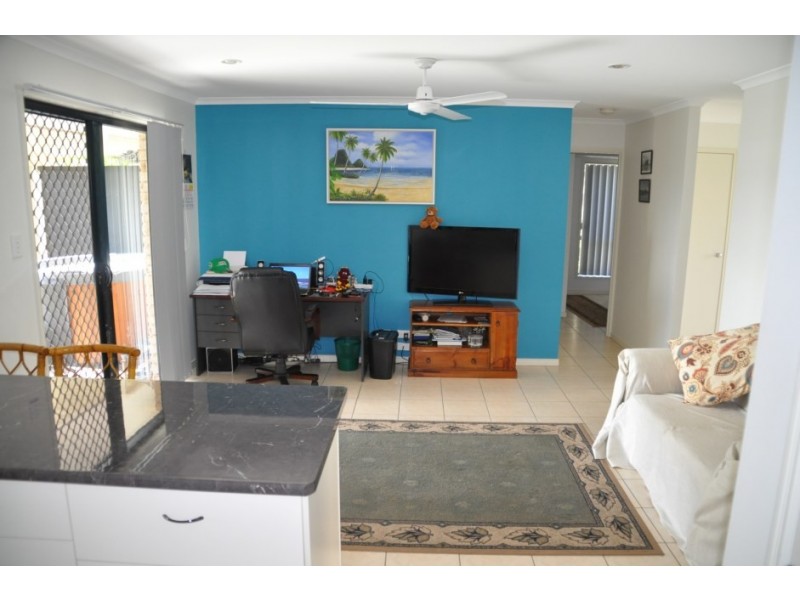 2 Picadilly Circuit, Urraween QLD 4655