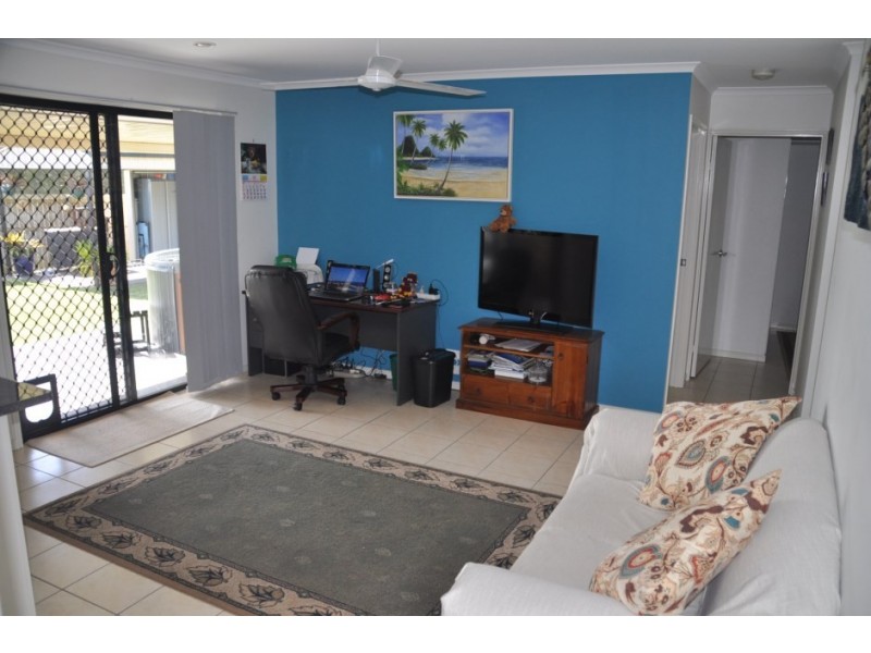 2 Picadilly Circuit, Urraween QLD 4655