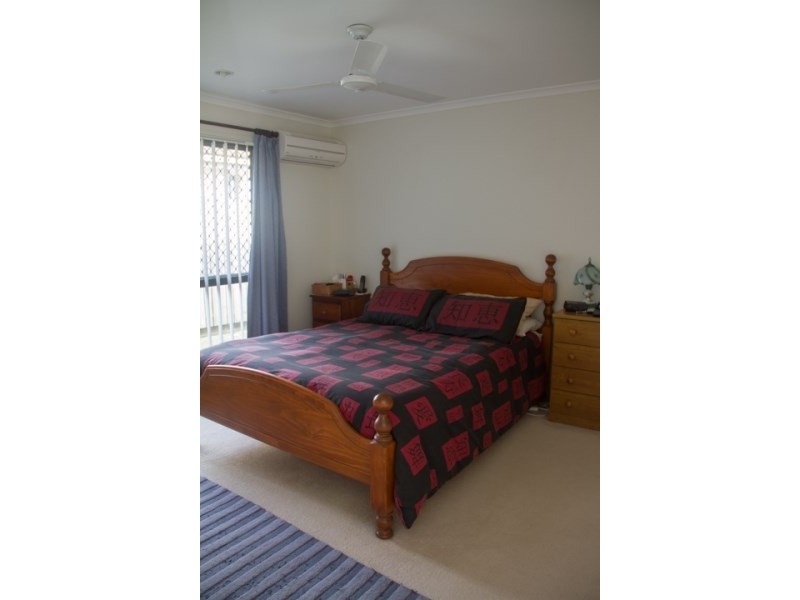 2 Picadilly Circuit, Urraween QLD 4655