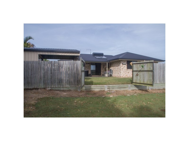 2 Picadilly Circuit, Urraween QLD 4655