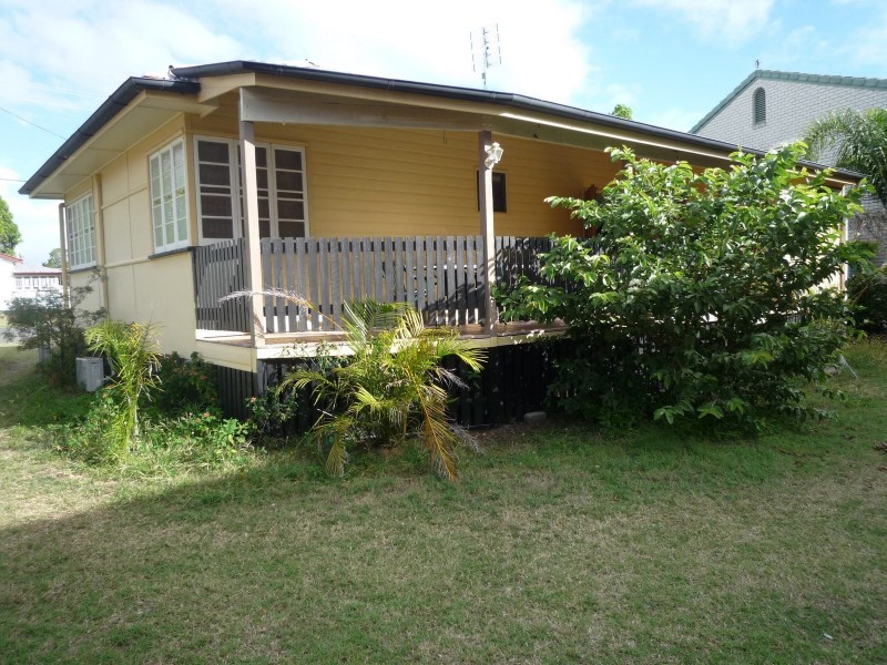 90 Cypress Street, Torquay QLD 4655