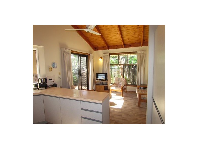 36 Tingira Terrace, Scarness QLD 4655