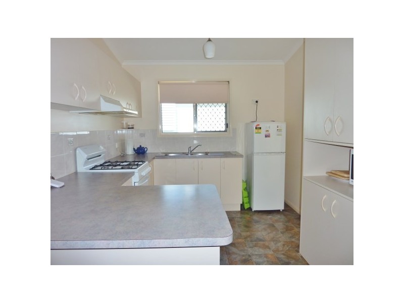 38-208 Elizabeth Street, Urangan QLD 4655