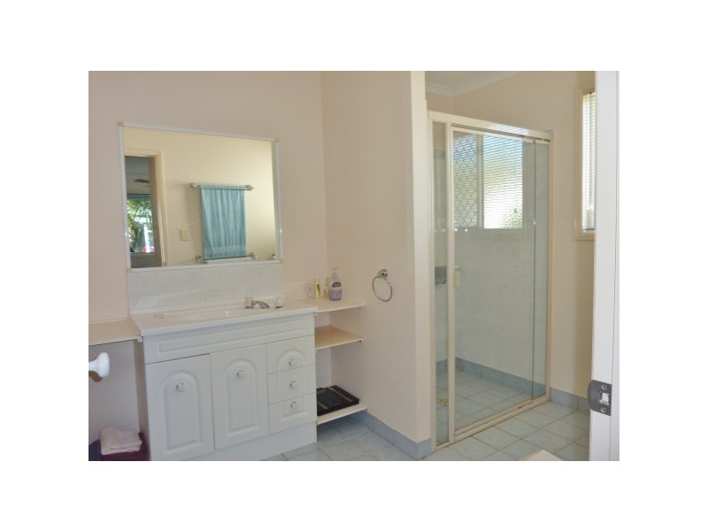 38-208 Elizabeth Street, Urangan QLD 4655