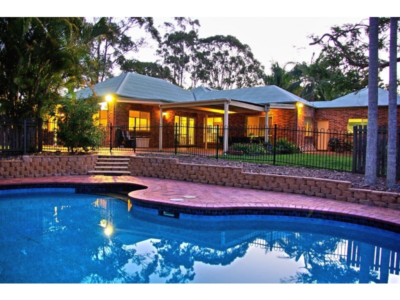 48-50 Maree Street, Wondunna QLD 4655