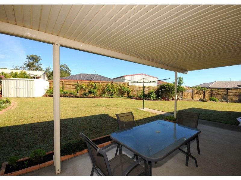 5 Jade Court, Urangan QLD 4655