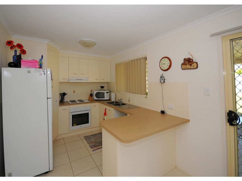 5 Jade Court, Urangan QLD 4655