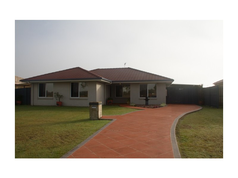 83 Martin Street, Point Vernon QLD 4655