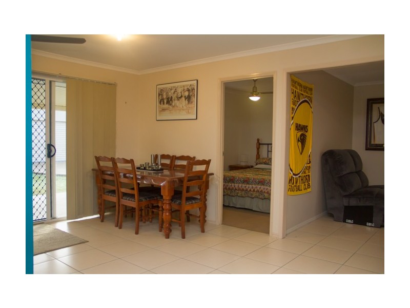 83 Martin Street, Point Vernon QLD 4655