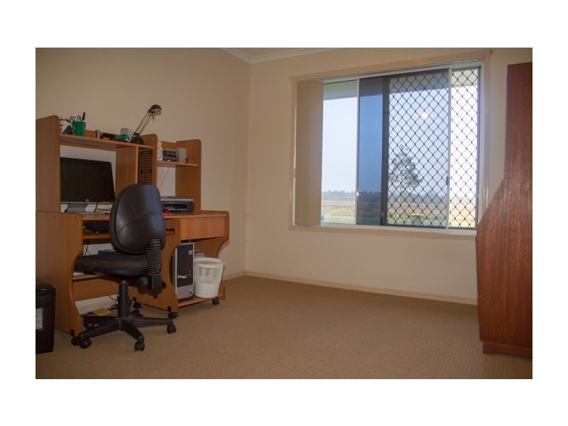 83 Martin Street, Point Vernon QLD 4655