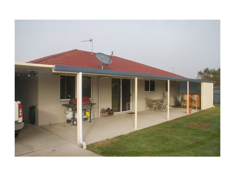 83 Martin Street, Point Vernon QLD 4655