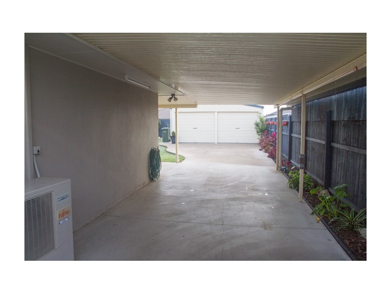 83 Martin Street, Point Vernon QLD 4655