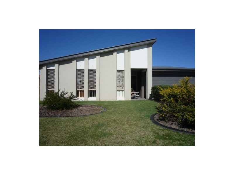 9 Captain Cook Street, Urraween QLD 4655