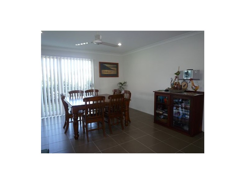 9 Captain Cook Street, Urraween QLD 4655