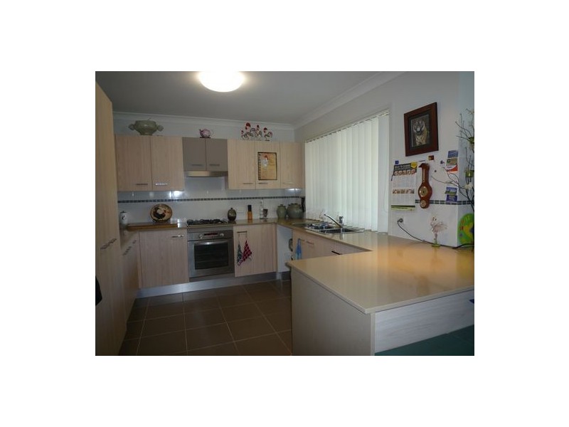 9 Captain Cook Street, Urraween QLD 4655