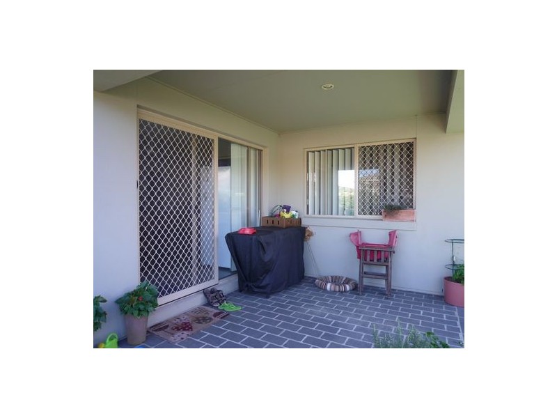 9 Captain Cook Street, Urraween QLD 4655