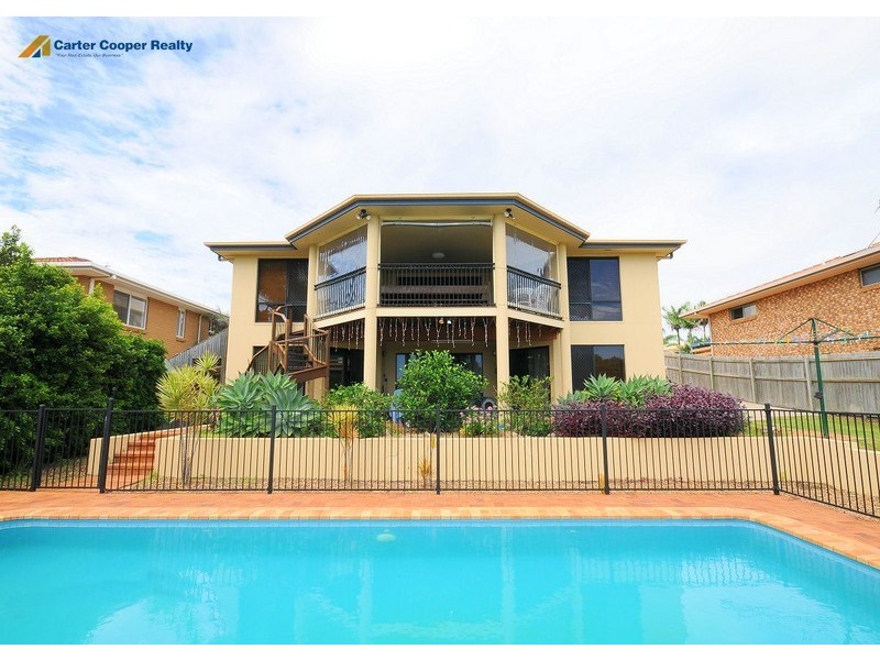 33 Royal Drive, Kawungan QLD 4655