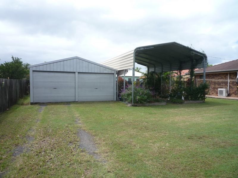 19 Arthur Street, Urangan QLD 4655