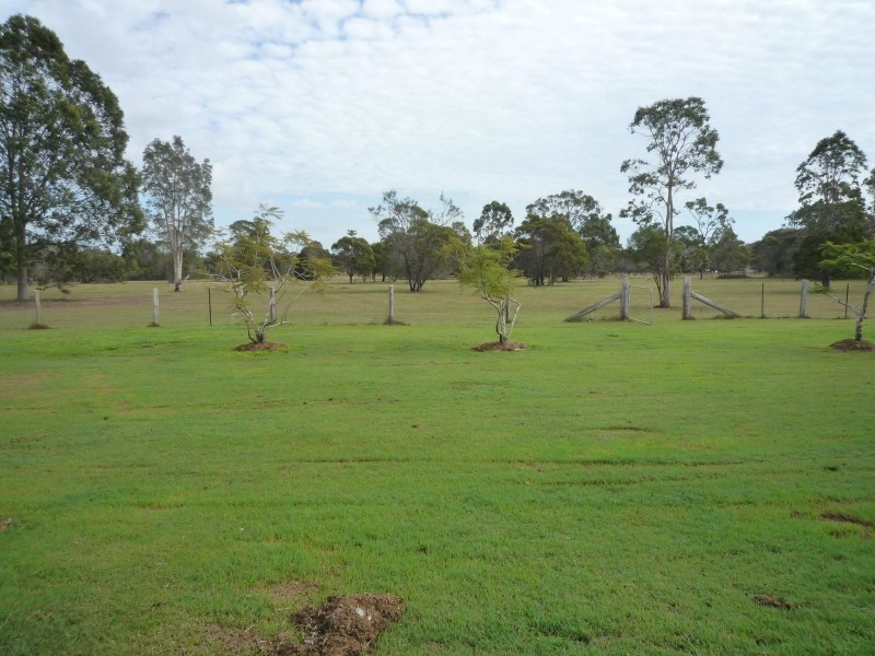 200 Condor Drive, Sunshine Acres QLD 4655