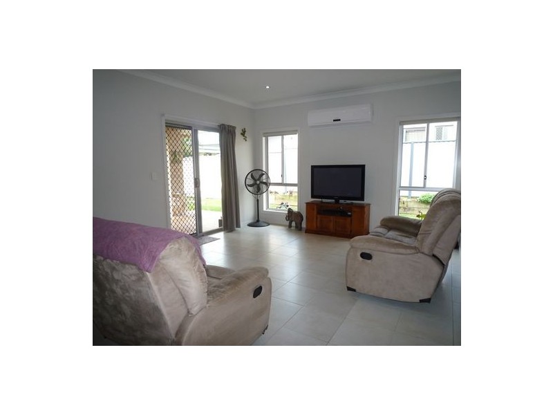 53 Turrum Street, Scarness QLD 4655