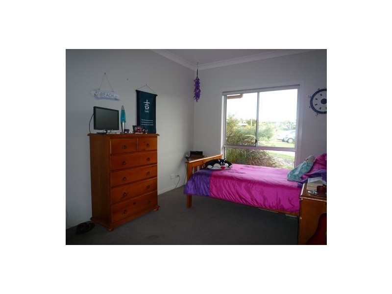 53 Turrum Street, Scarness QLD 4655