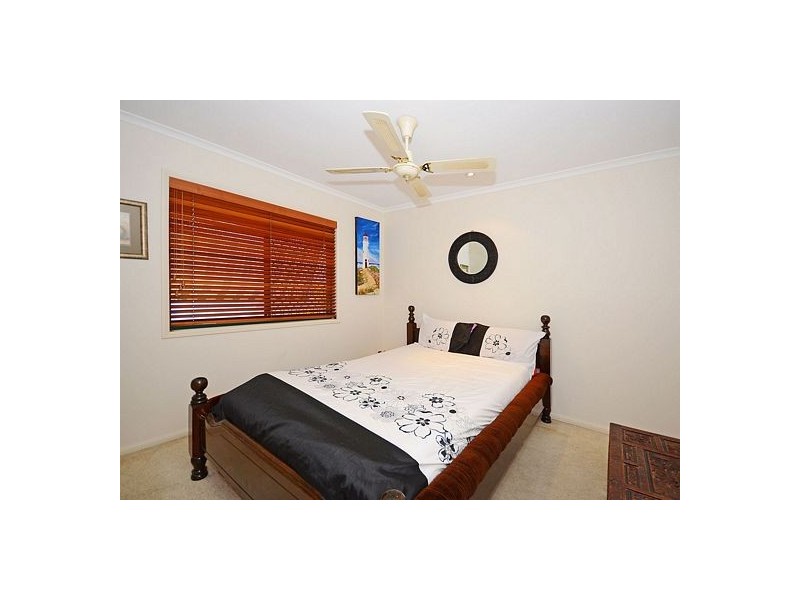 4 Bergin Court, Torquay QLD 4655