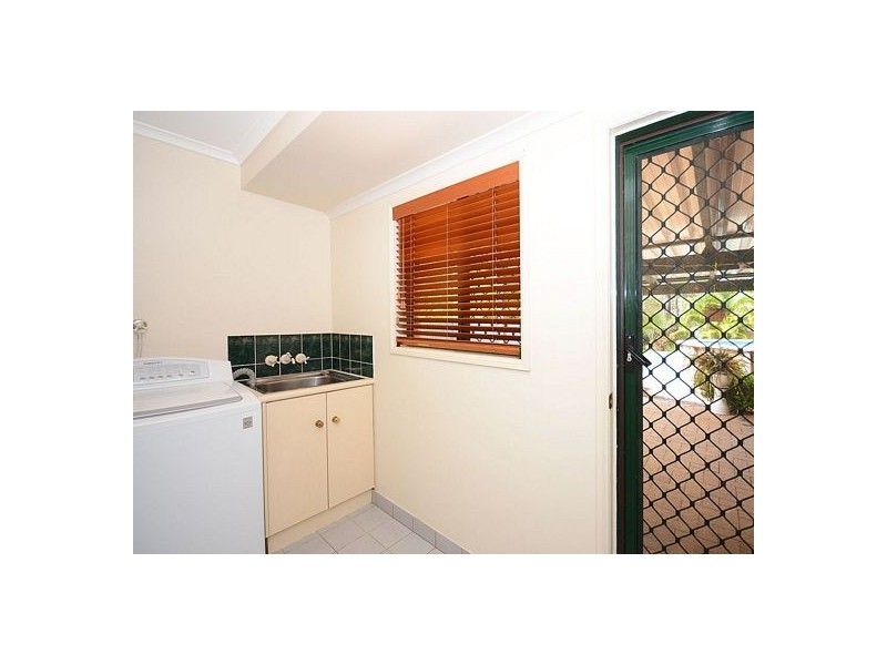 4 Bergin Court, Torquay QLD 4655