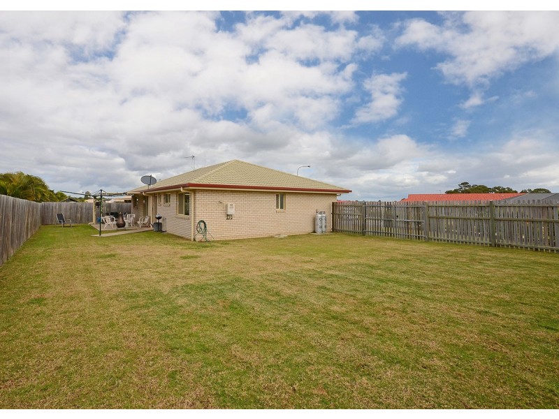 5 Malcolm Court, Point Vernon QLD 4655