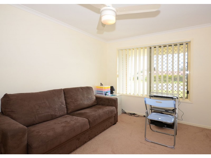 5 Malcolm Court, Point Vernon QLD 4655