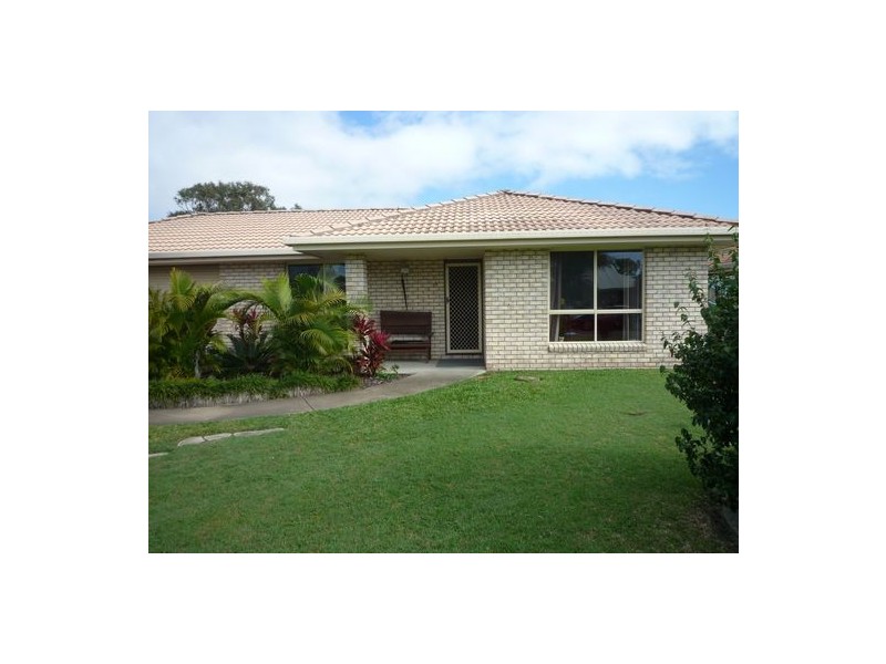 4 Oriole Court, Eli Waters QLD 4655