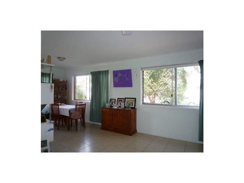 56 King Street, Urangan QLD 4655
