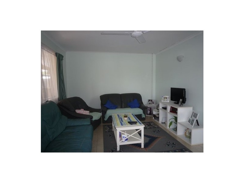 56 King Street, Urangan QLD 4655