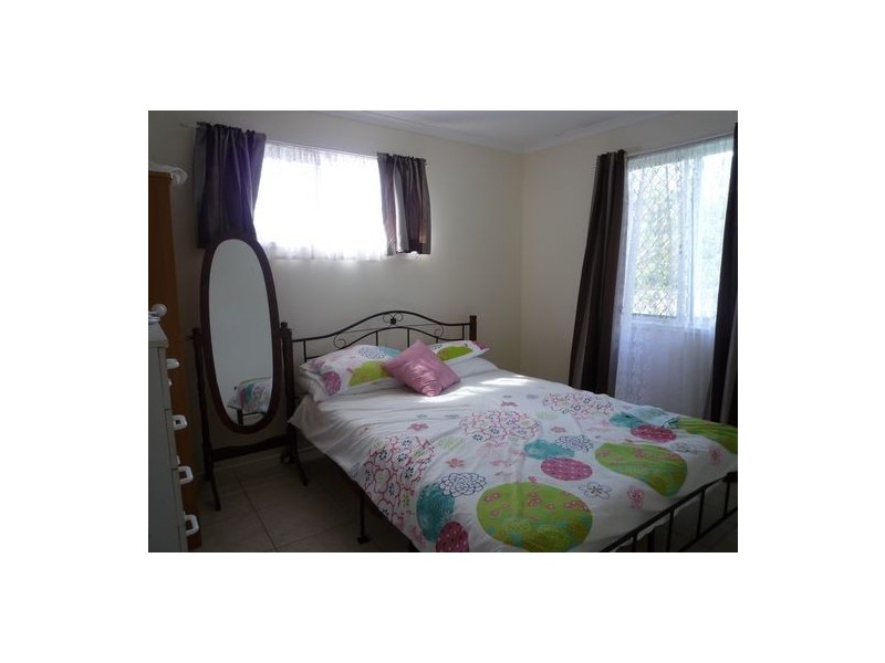 56 King Street, Urangan QLD 4655