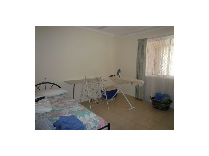 56 King Street, Urangan QLD 4655